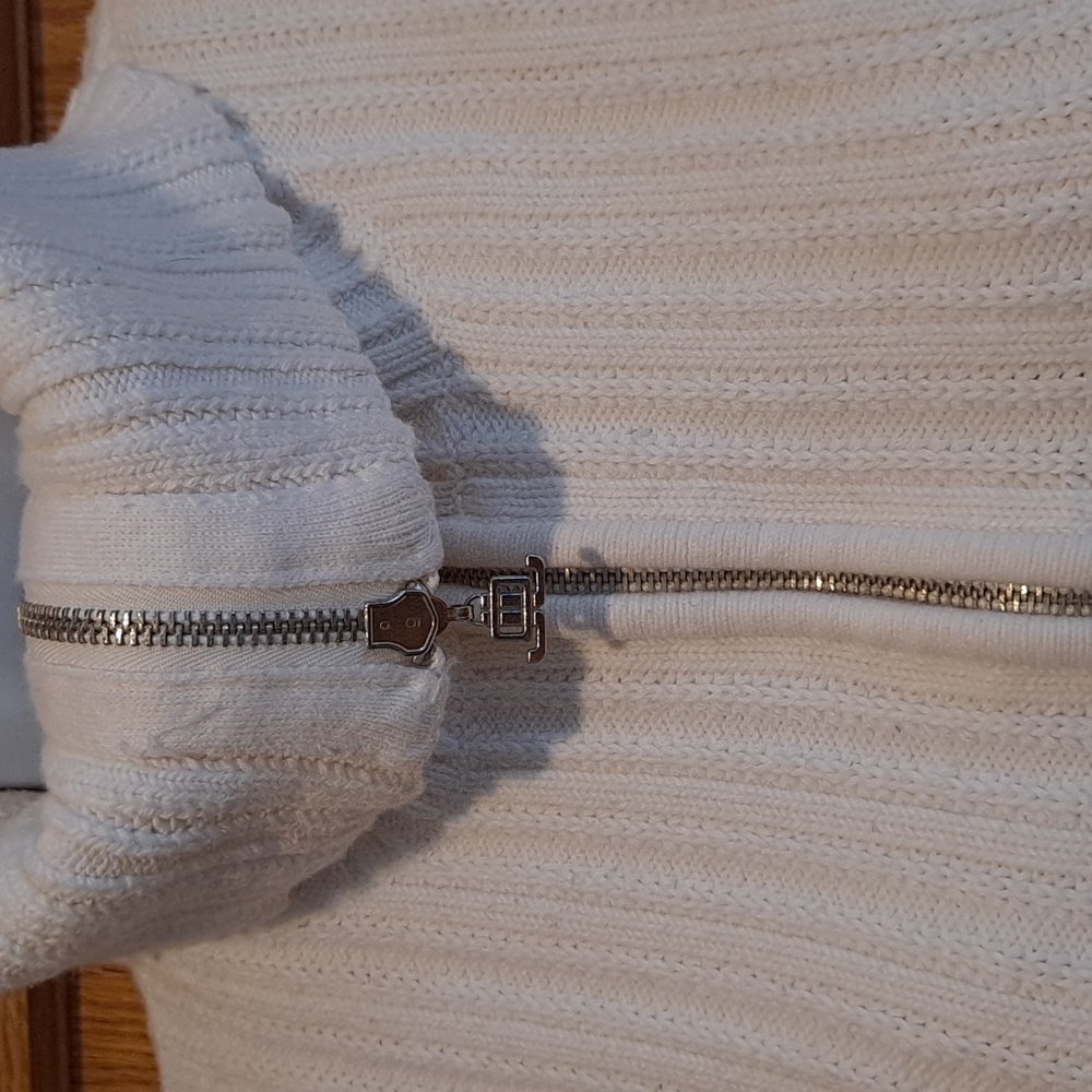 Y2K Jennifer Lopez JLo White Belted Sweater - Picture 6 of 8